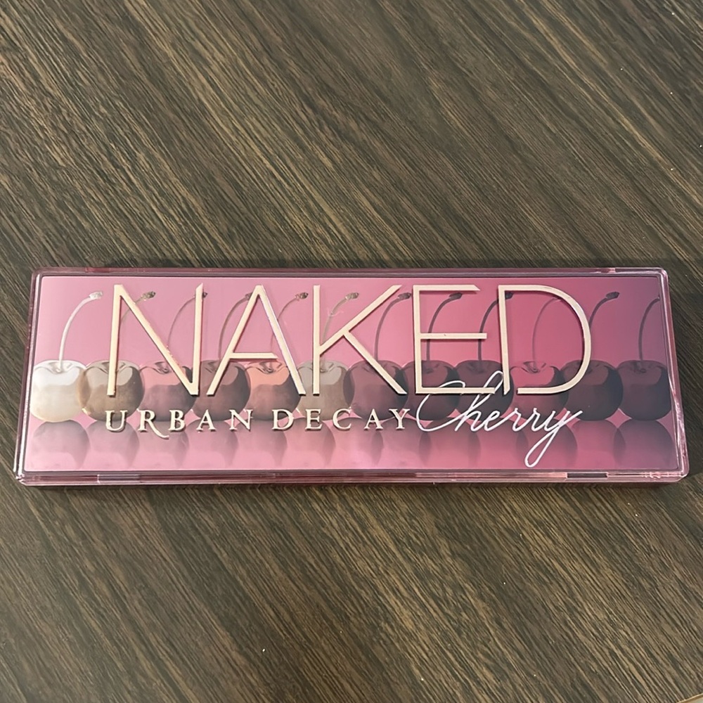Naked Urban Decay Cherry Eyeshadow Palette